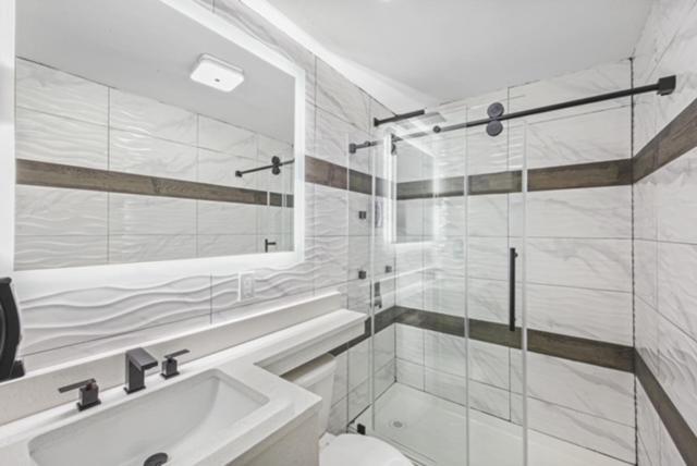 Hotel Opus Bronx Near Bay Plaza Mall New York Eksteriør bilde